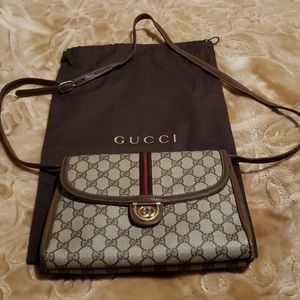 Gucci crossbody purse
